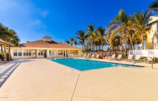 Peaceful 2Bd 2Bth Pondside Condo - MaryEtta - 6