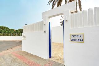Villa Giuliana en el centro de Corralejo a 5 minutos a pie de la playa - 4