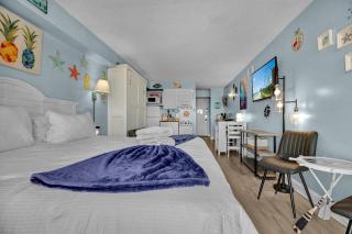 Coastal Calm at Sea Mist, King Studio, Direct Oceanfront - 6