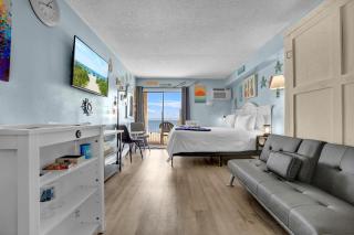 Coastal Calm at Sea Mist, King Studio, Direct Oceanfront - 3