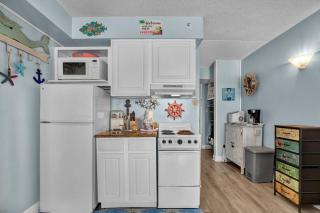 Coastal Calm at Sea Mist, King Studio, Direct Oceanfront - 2