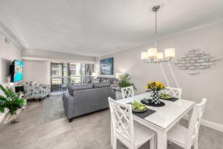 Dans Florida Condos Four Palms at Runaway Bay - 1