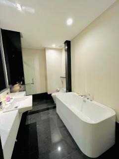 Luxury Suites At The Mews KLCC - 1
