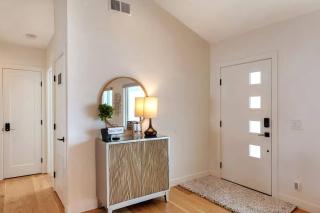 Pool & Spa, Fire Pit, BBQ, Walk to Old Town - 1