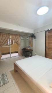 Garden apartment with pool view - 5