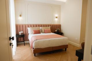 SOFIA Suites & Rooms - 7