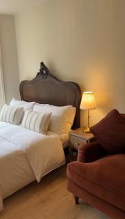 Romantic 1830 Georgian Apartment - Prime Location - 5