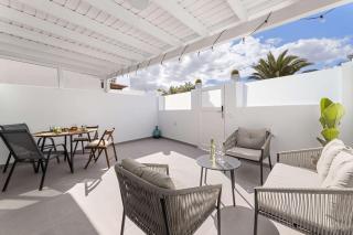 Ferlen House Ocean Breeze Retreat in Playa Honda - 6
