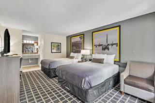 Super 8 by Wyndham Morganton - 2