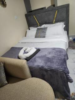 Abbey's bnb - 7