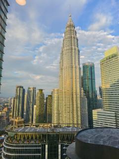 Sky suites KLCC by Kuala Lumpur Family Room Stay - 6