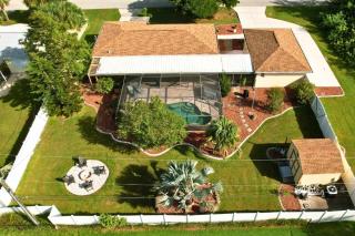 Port Charlotte Oasis House and Bunkhouse Pool, Hot Tub, RV Boat space - 9