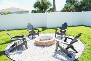 Port Charlotte Oasis House and Bunkhouse Pool, Hot Tub, RV Boat space - 6