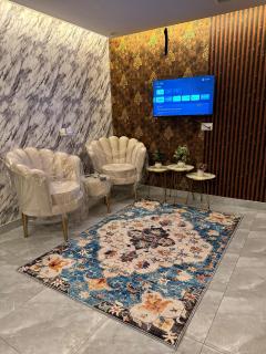 Apt 401, Al Rehman Plaza, Nishter block, plot 85 - 3