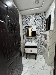 Apt 401, Al Rehman Plaza, Nishter block, plot 85 - 2