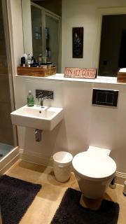 Superb Guest Room - 8