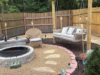 Hidden City Hideaway Resort with Heated Pool Spa - 5