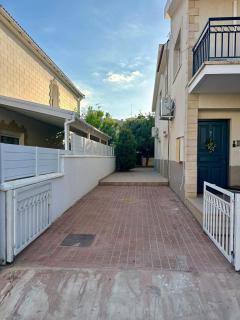 2 bedroom house near the beach - 9