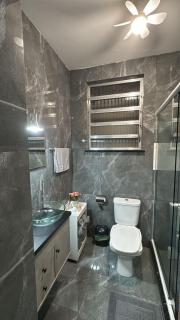 Steps from Copacabana Palace & Beach For 6 people - 3