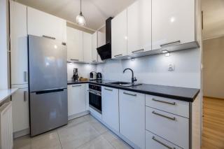 River View Royal Aparthotel & Deluxe Suites - 1