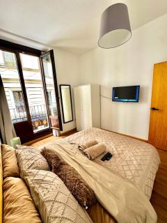 Madrid Room Sol Center - 8