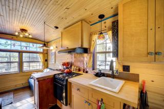 Walk to Lake Travis Austin Tiny Home with Hot Tub! - 4