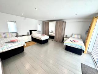 Silvercopse a 4 bed spacious home - 4