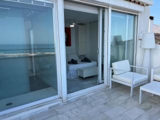 ANGY Banus - 5