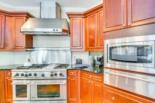 Theater Room and Gazebo Luxury Retreat in Ellenwood - 3