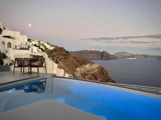 Thea Cave Villa - Heated Infinity Pool - 9