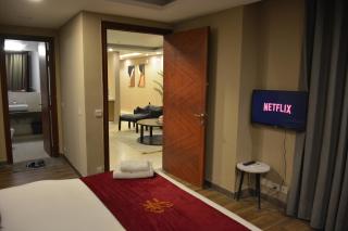 Goldcrest Mall & Residency Luxury Apartments by Alvis Suite - 0