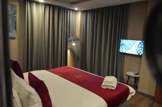 Goldcrest Mall & Residency Luxury Apartments by Alvis Suite - 2