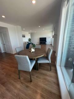 The Lavender Modern 2BR Downtown with Marina Views - 1