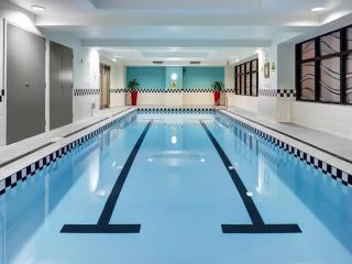 Cozy City Apt with Pool, Gym & View by Zodiak Stays - 1