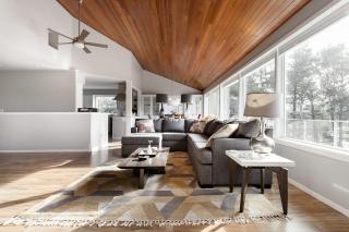 Spacious 4bd Beach House - Pet-friendly - 0