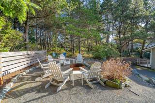 Spacious 4BD Beach House - Pet-Friendly - EVCharge - 6