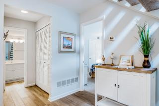 Sea Colony - 908 Singles Ct - 2