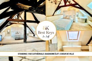 Le Loft - By BEST KEYS - Prestige - Vue Cathédrale - Poutres Apparentes - Baignoire Îlot - Centre Ville - Smart TV - Machine à Café Nespresso - WiFi Illimité - Check-in Autonome - Sens - 0