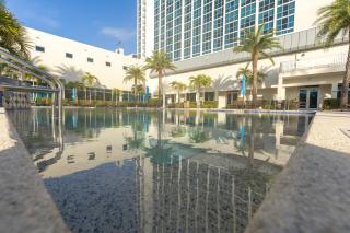 The Luxury spot 2 min to DOWNTOWN 5 min to The beach - 5