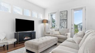 Family-Friendly 30A Stay BBQ Firepit Steps to Inlet Beach Driftwood Dreams by AvantStay - 7