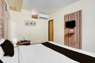 Hotel O Delwara Jain Temple Formerly Padmavati - 1