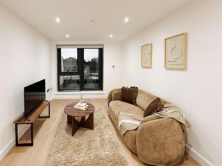 New City Terrace Apartment 2 Bed & 2 Bath - 0