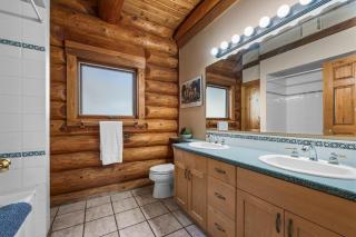 The Sunburst Chalet in Sun Peaks - 7