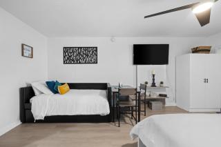 Sunshine Studio in South Florida - 0