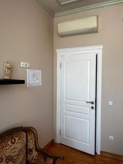 Welcome to the presence of history! - 8