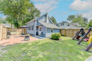 Playground Fence near Beach Mall Casino - 0