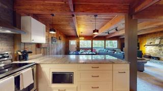 Treehouse Home - 2