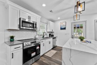 Rose Haus A Stylish Escape - 9