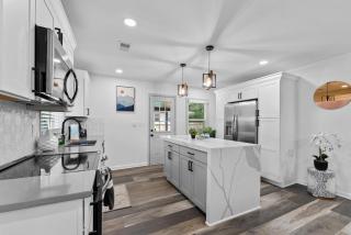 Rose Haus A Stylish Escape - 7