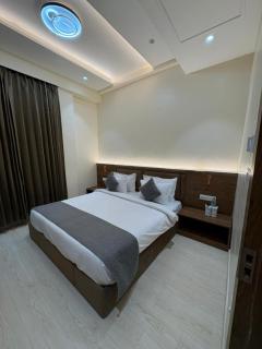 The Grand Omkara Hotel & Resorts - 7